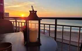 Pmt16 - Large City Apartment On The Beach